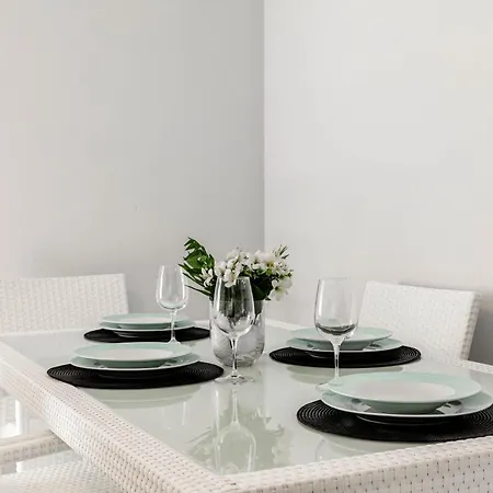 H11 Mare Celeste Centro - Mare Apartment Taggia